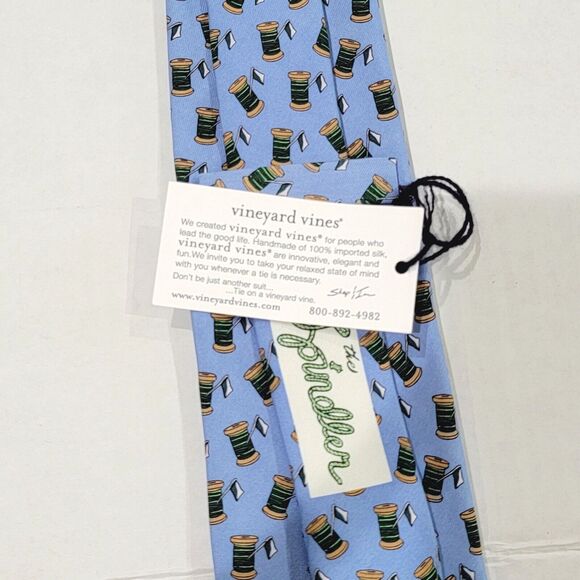 Vineyard Vines 100% Silk Tie Sewing Thread Spool The Spindler Custom Collection - Picture 6 of 11